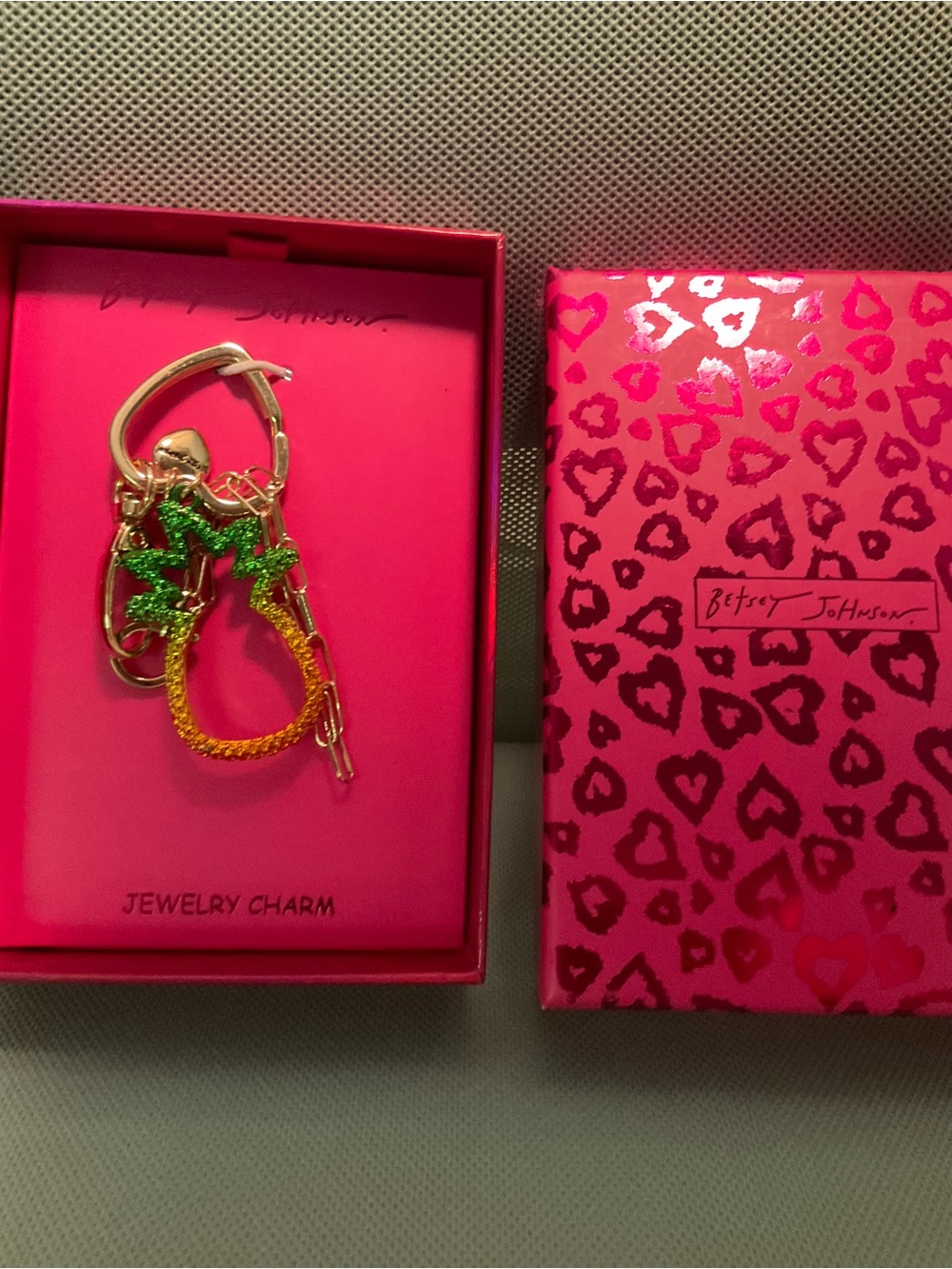 Betsey Johnson Pink Pineapple Jewelry Charm Keychain New